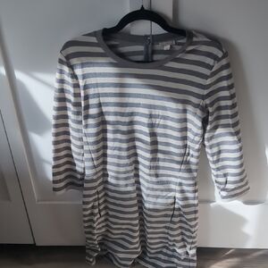 GAP Gray and White Striped Top